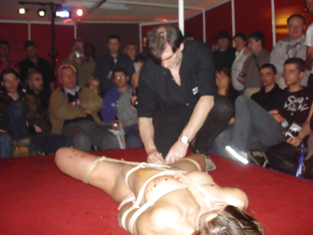 Sex Culturista bondage image