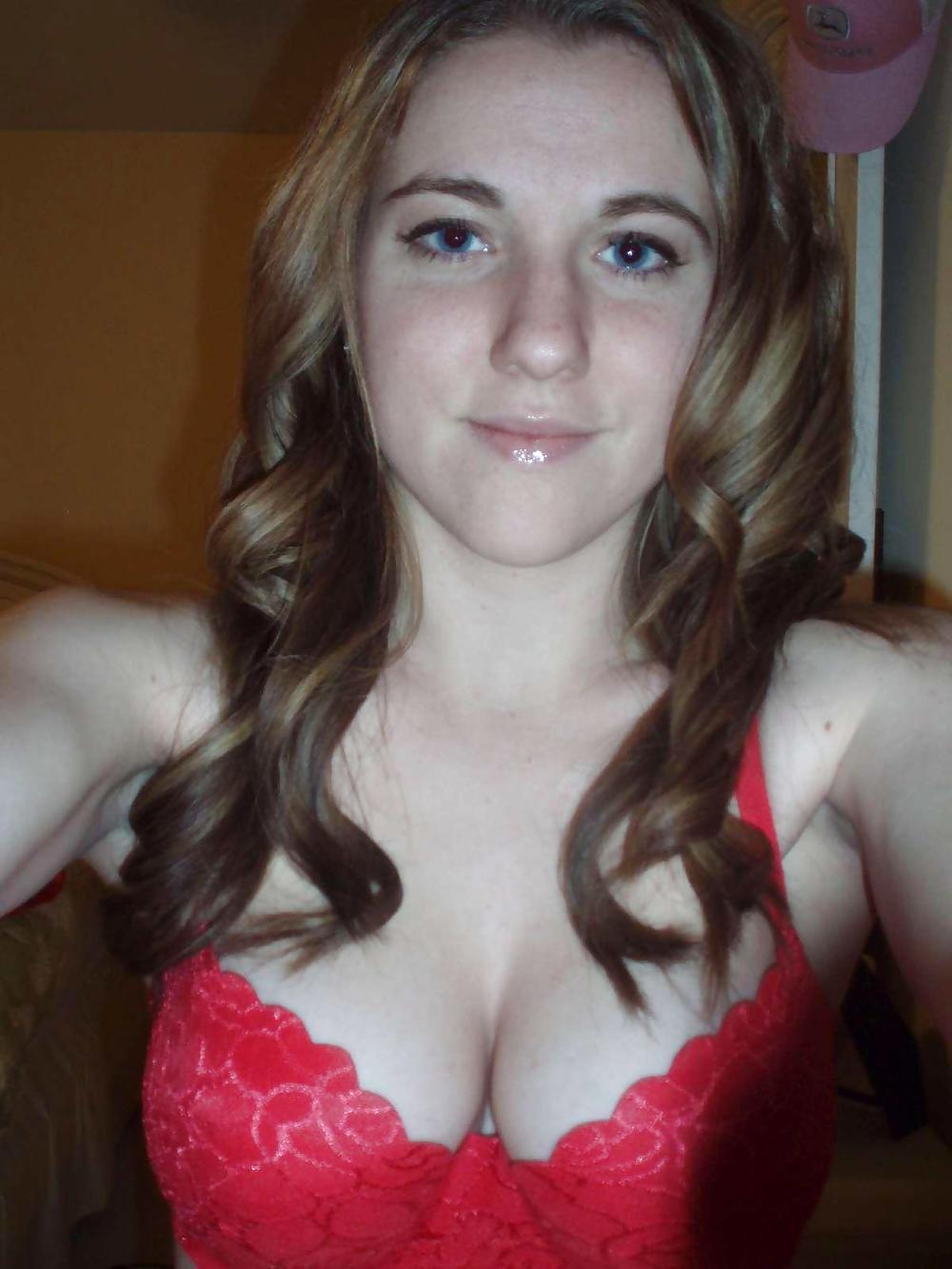 Sex red bra image