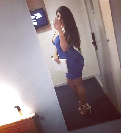 Curvy UK Indian Babe