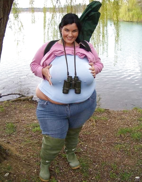 Sex SSBBW clothed & public 4 image