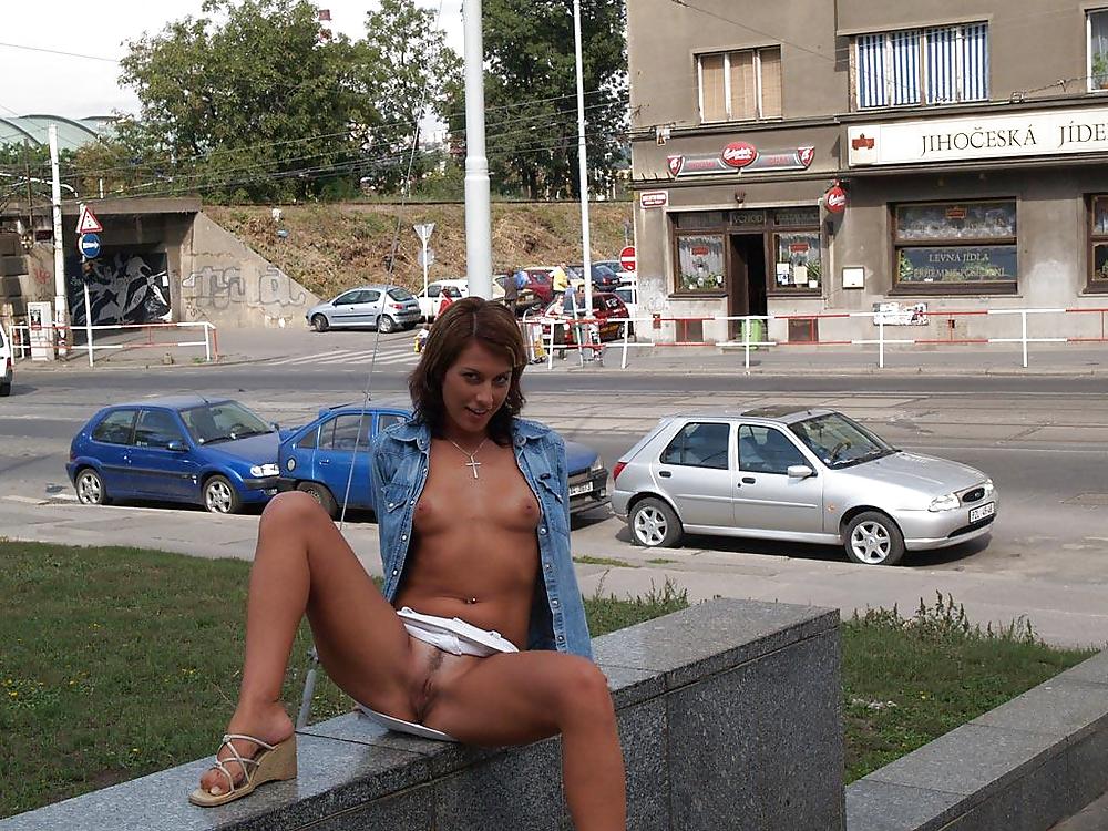 Sex GIRLS EXPOSING THEMSELVES IN PUBLIC PLACES image