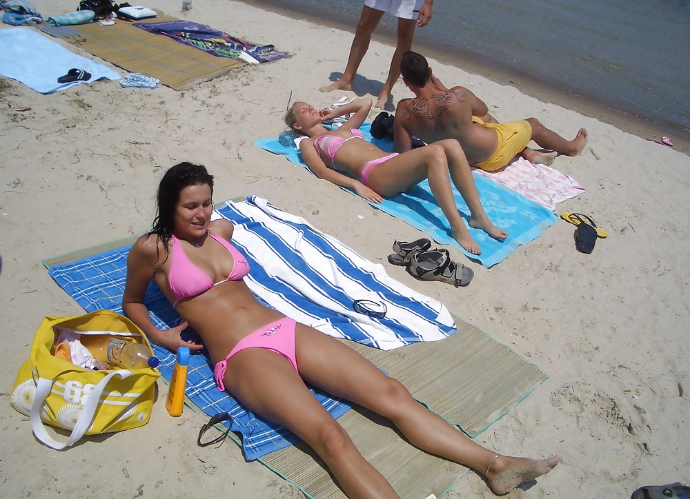 Sex Italian couple on the beach image