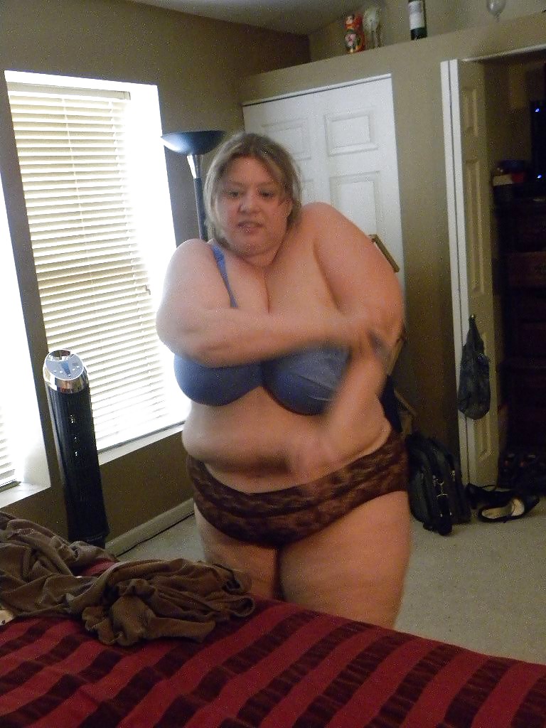 Sex SmutDates.com Username 'DallasMomAli' image