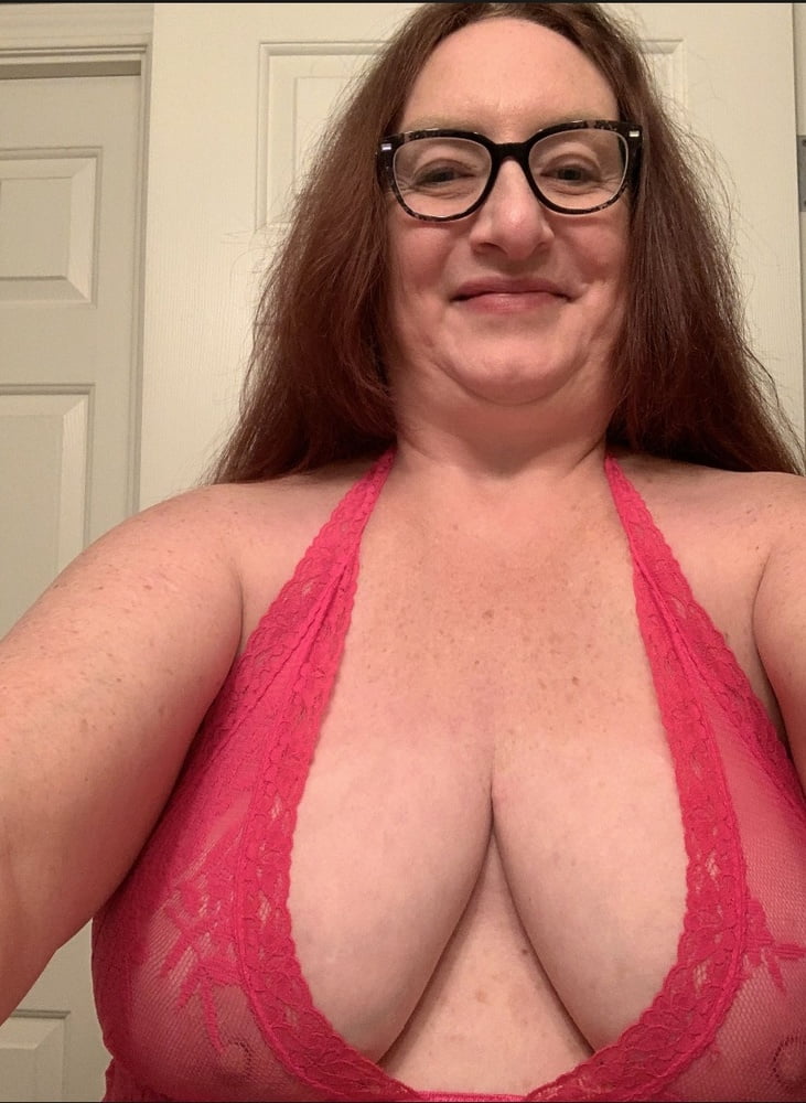 RedhotmommaYYC 53F Sensualist Calgary, Alberta, Canada - 20 Photos 