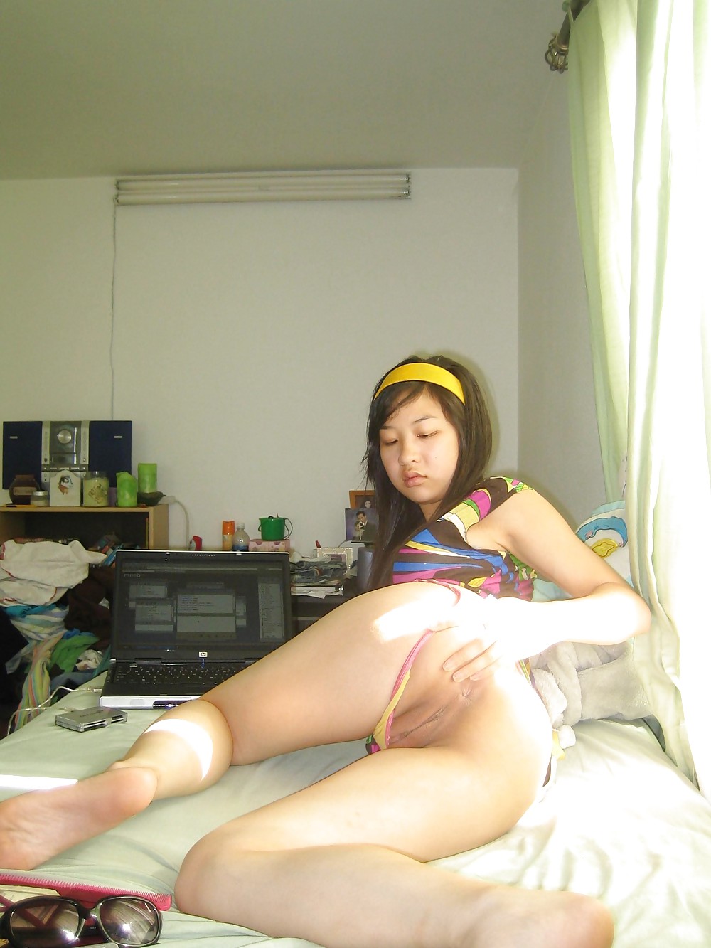 Sex Sexy Asian Teen From, SmutDates.com image