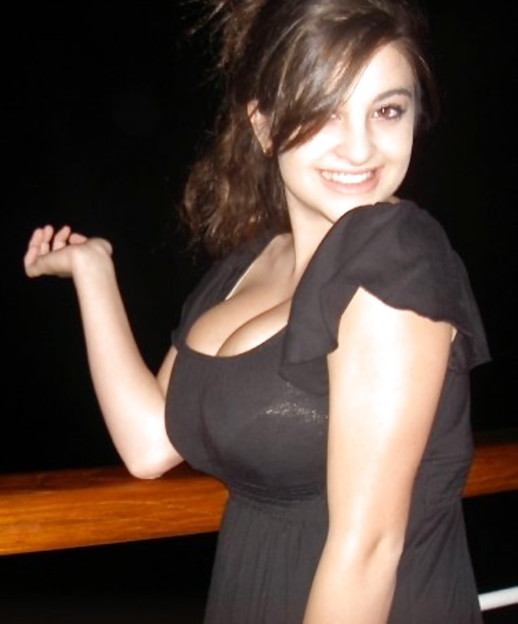 Sex Cleavage..... Big Boobs NN image