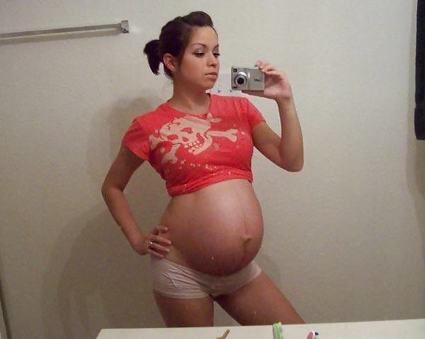 Sex Amateur PREGNANT teen selfschor part 3 image