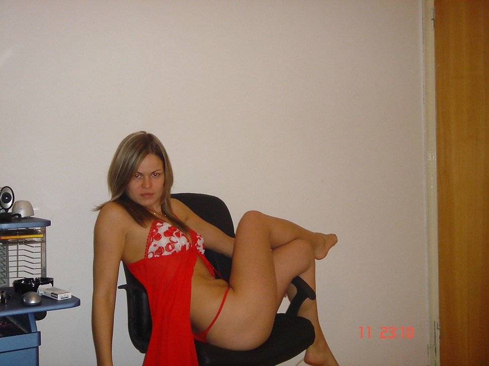 Sex DAMN HOT & HORNY GERMANY - BEATRIX image