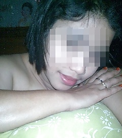 Sex indonesia- milf berjilbab selfie bugil image