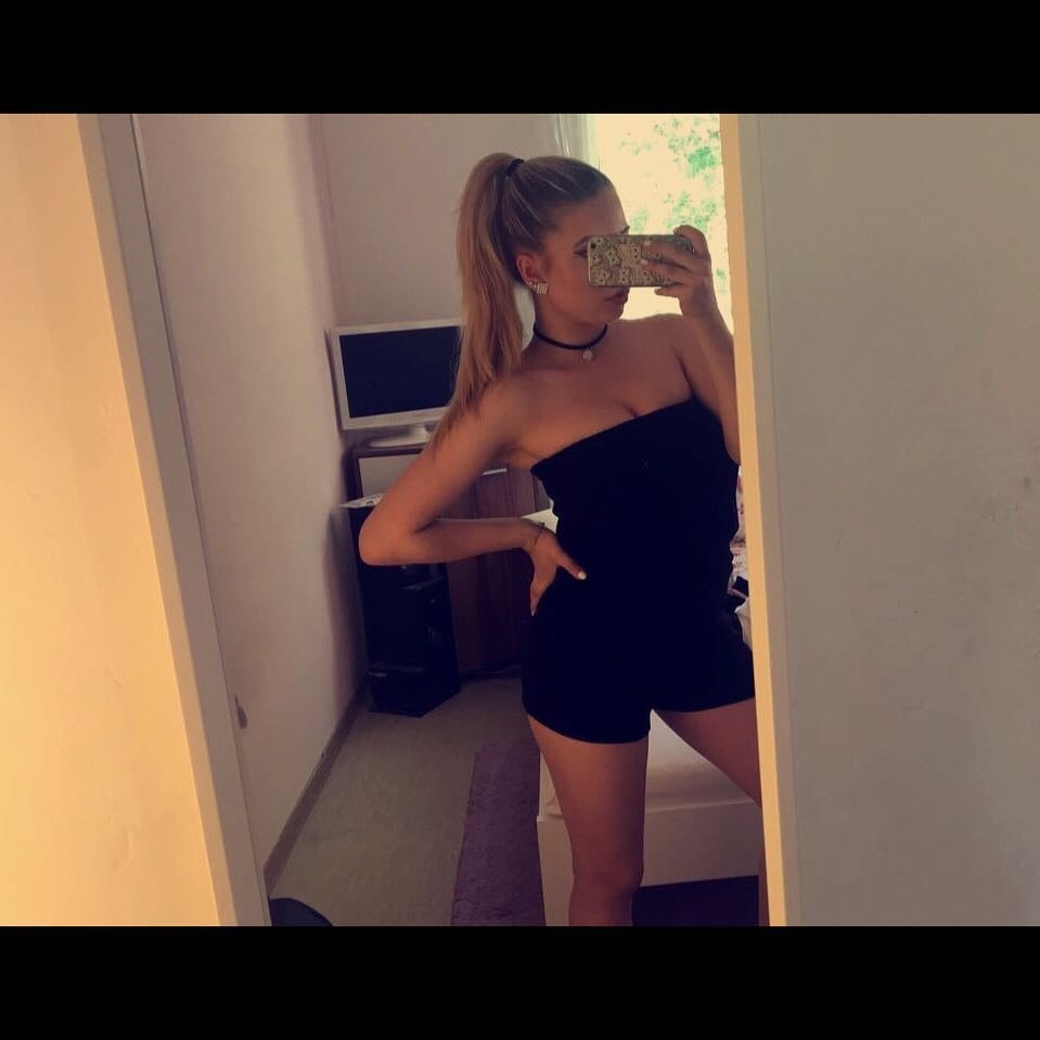 Sex Hot teen Katie with big tits and ass image
