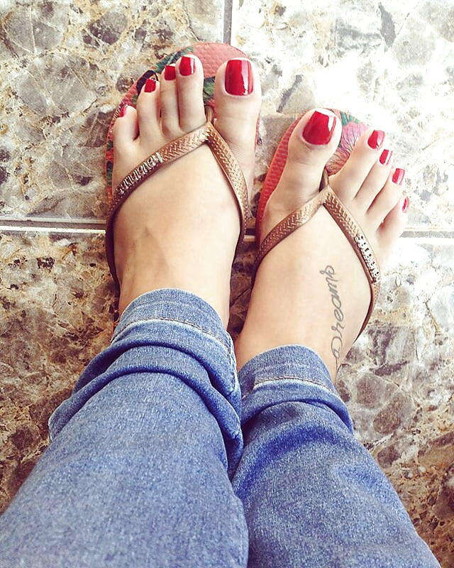Ver Sexy feet on instagram - 9 fotos en xHamster.com Mandafeet_1 on instagr...