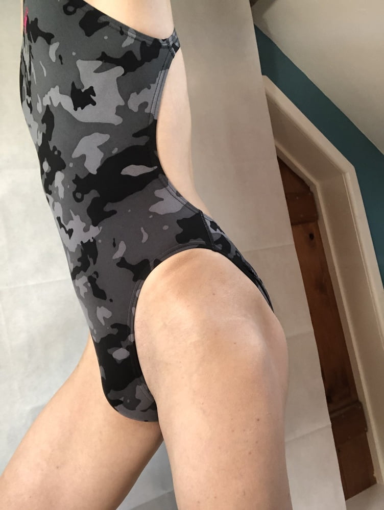 Speedo Camo Swimsuit 38 Pics Xhamster