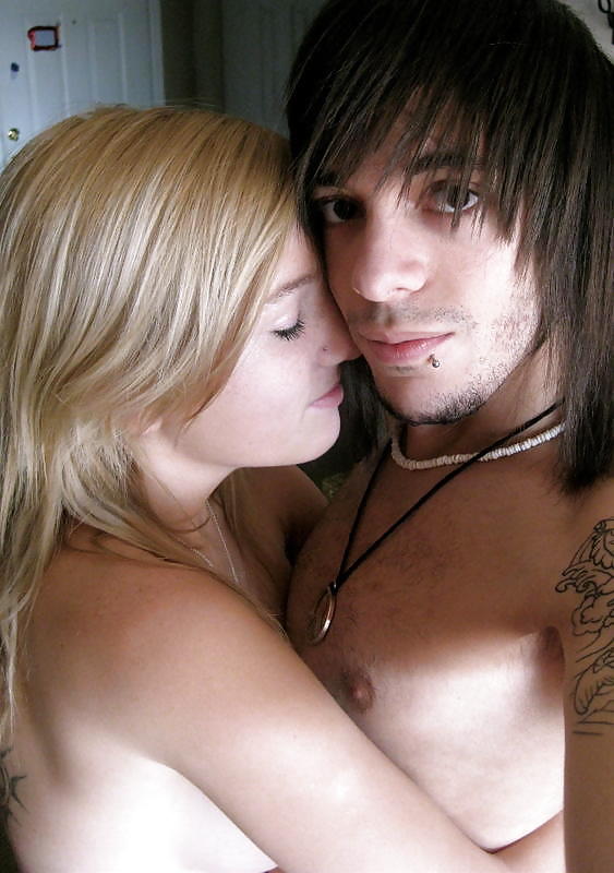 Sex amateur pierced tattooed girl from web 2 image