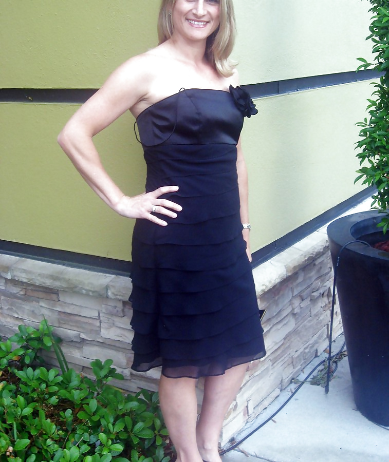 Sex Blond MILF image